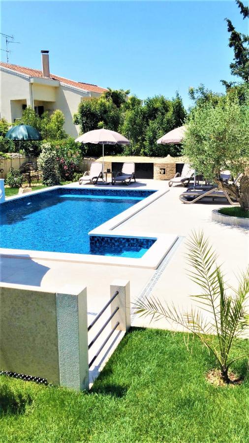 Apartment Villa Engel With Pool 포레치 외부 사진
