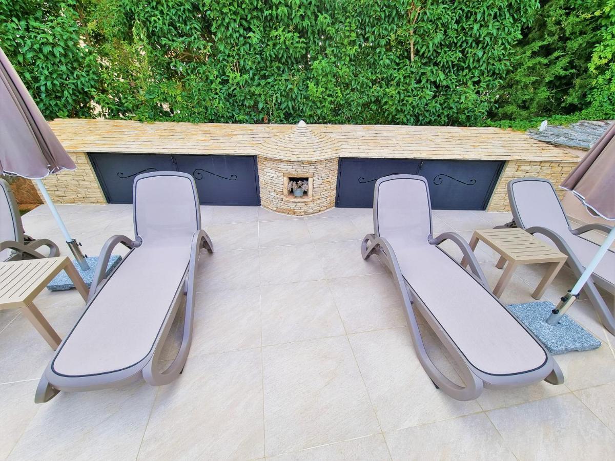 Apartment Villa Engel With Pool 포레치 외부 사진