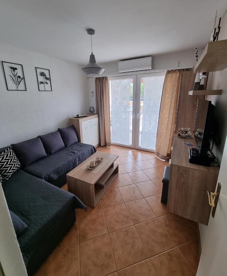 Apartment Villa Engel With Pool 포레치 외부 사진